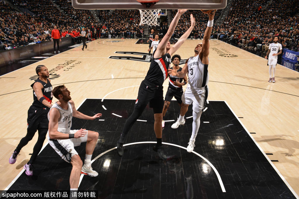 法甲前瞻：昂热主场迎战巴黎圣日耳曼，巴黎力争巩固榜首